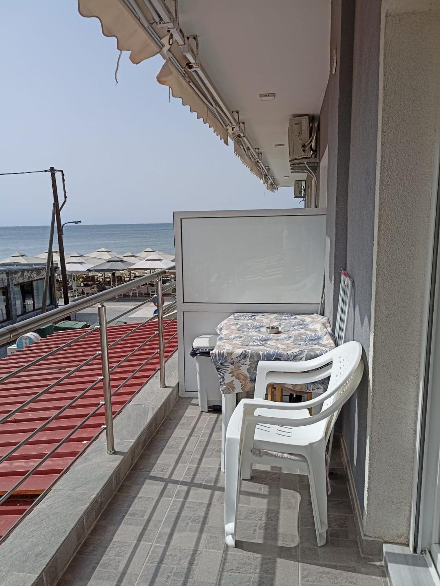 Aktis Sea View Studios Peraia  Bagian luar foto