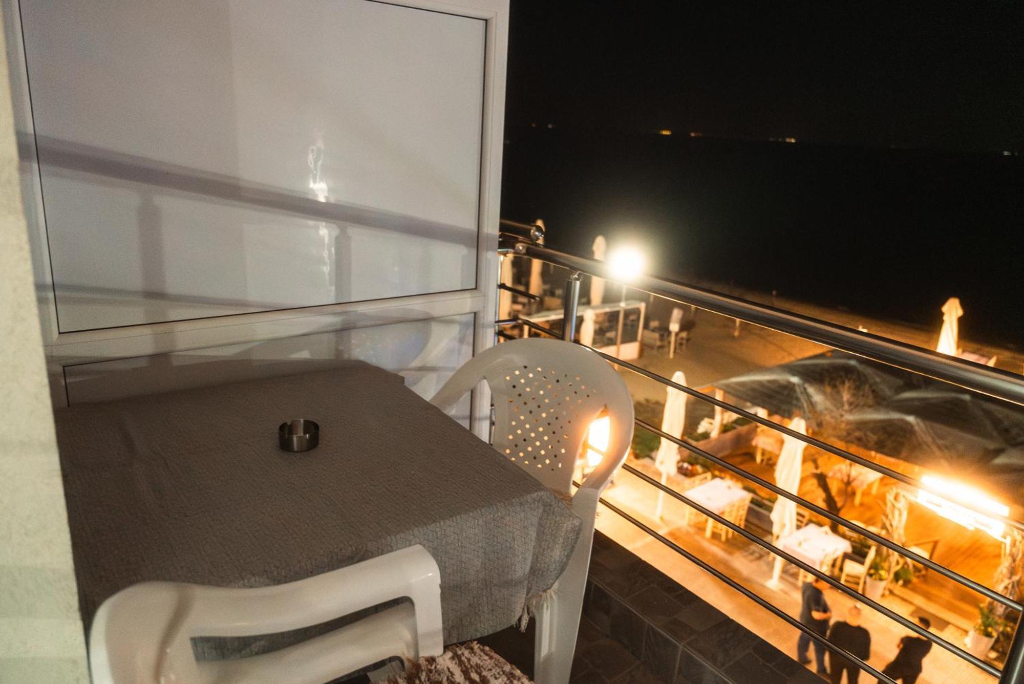 Aktis Sea View Studios Peraia  Bagian luar foto