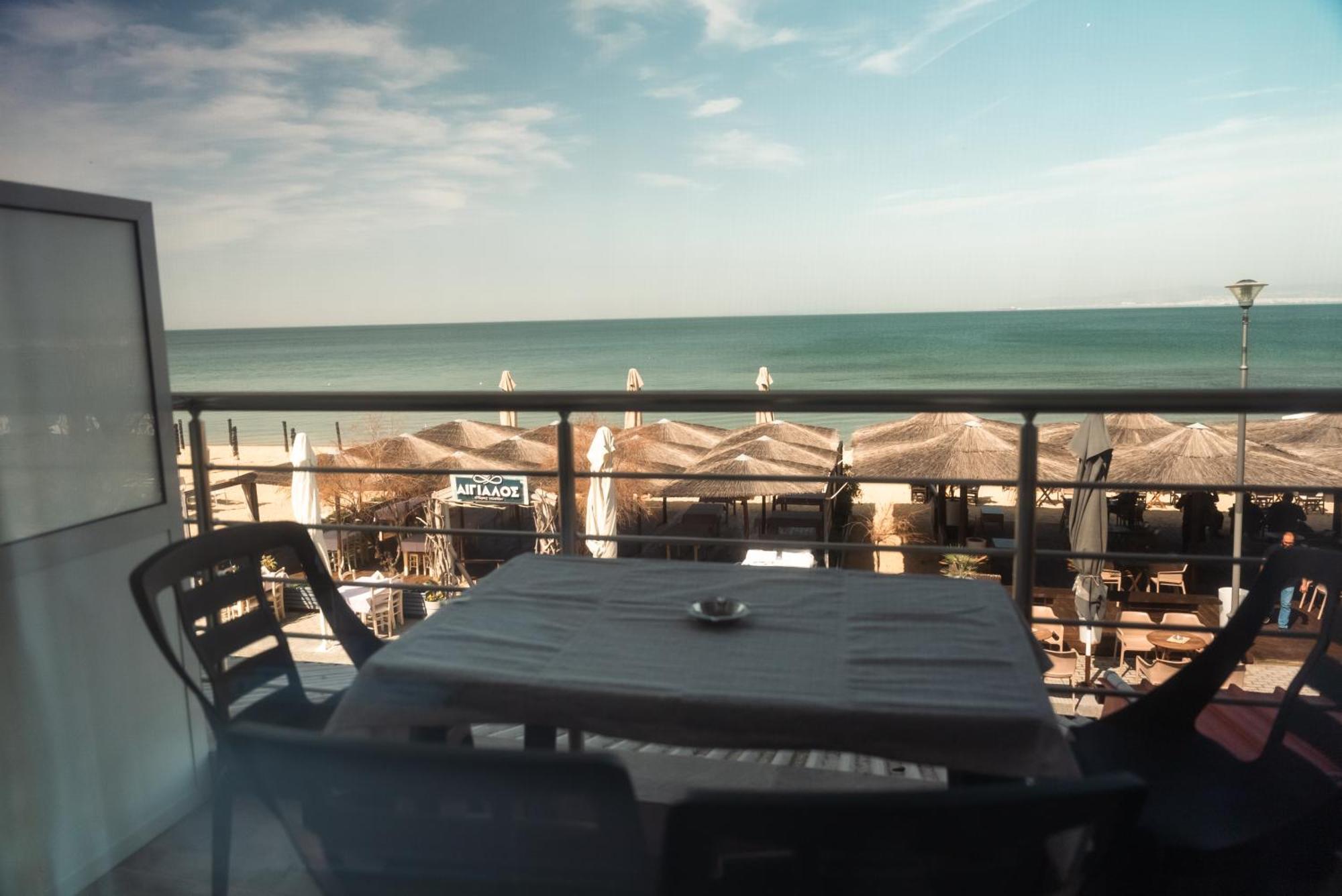 Aktis Sea View Studios Peraia  Bagian luar foto